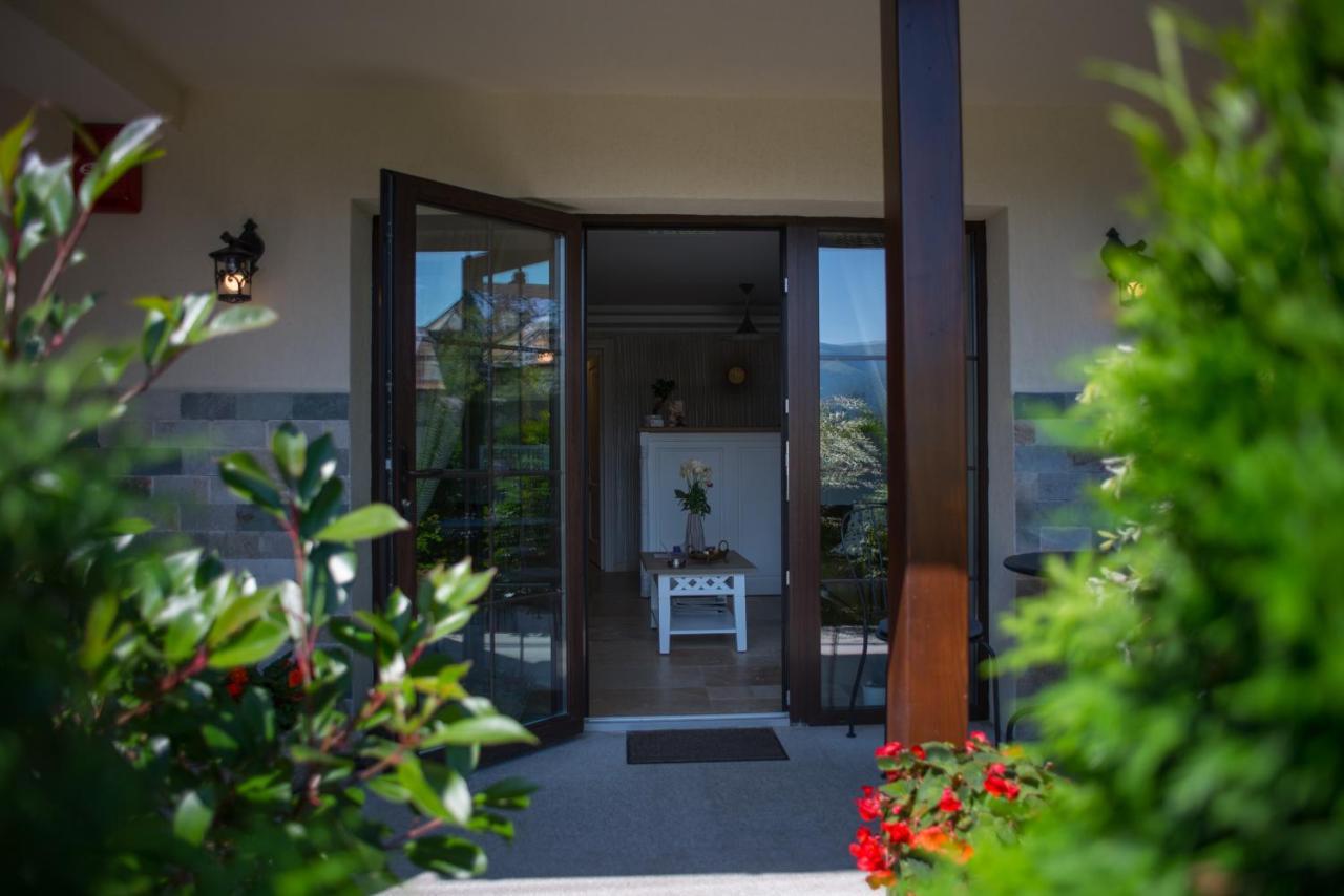 Uphill Residence Sinaia Luaran gambar