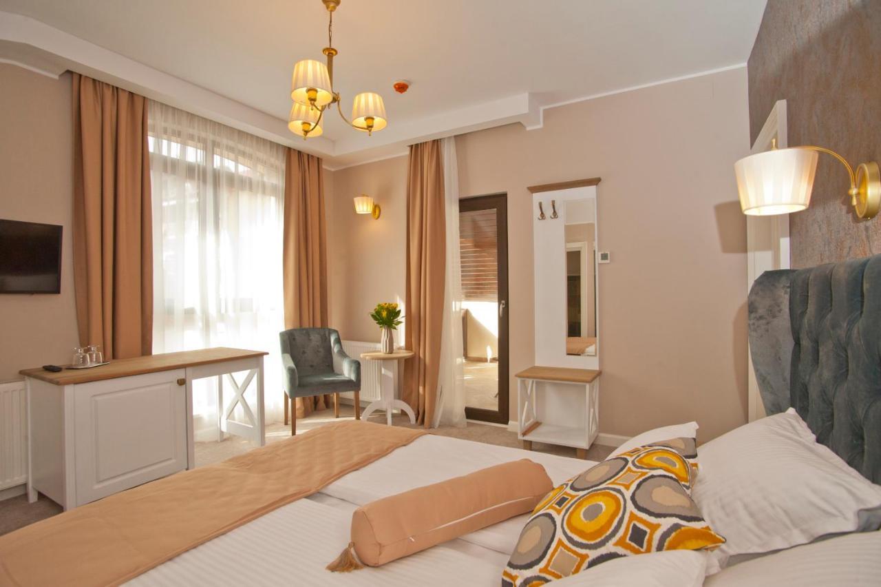 Uphill Residence Sinaia Luaran gambar