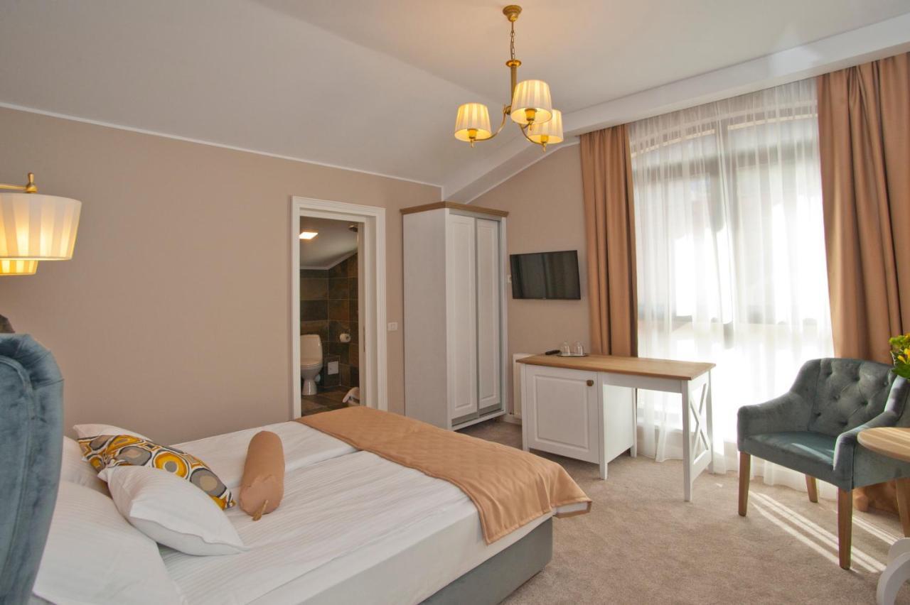 Uphill Residence Sinaia Luaran gambar
